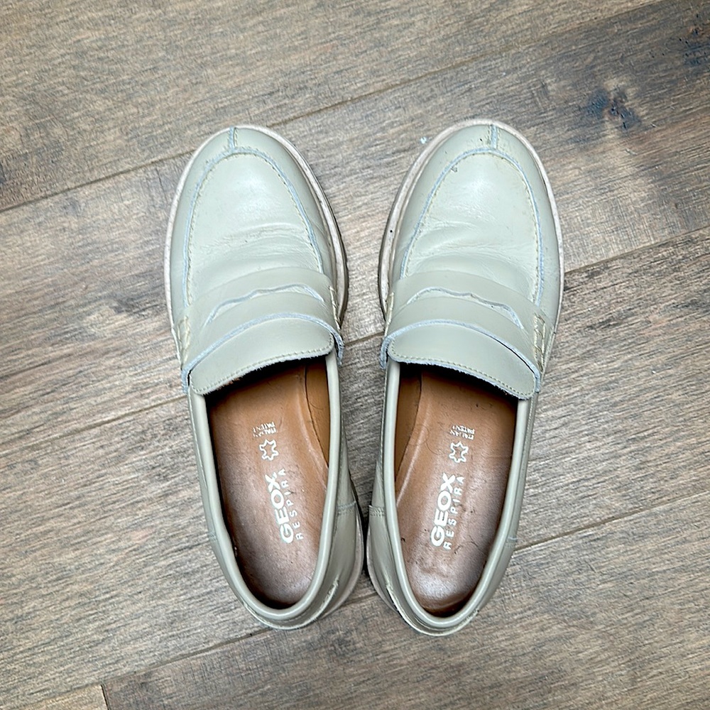 Geox Respira Cream Loafers